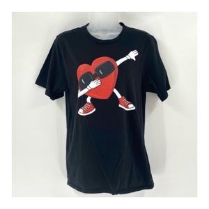 Heart Dabber Graphic Tee 0056
